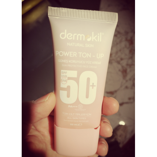 Cilt Tonu Eşitleyici Güneş Kremi 50+ SPF 50 mL